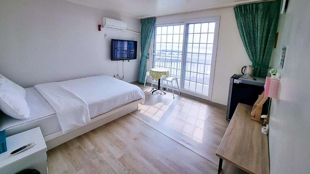 Jeju Sea Palace Pension מראה חיצוני תמונה