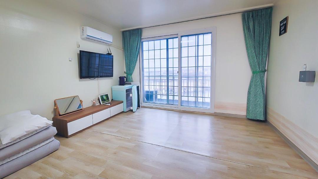 Jeju Sea Palace Pension מראה חיצוני תמונה