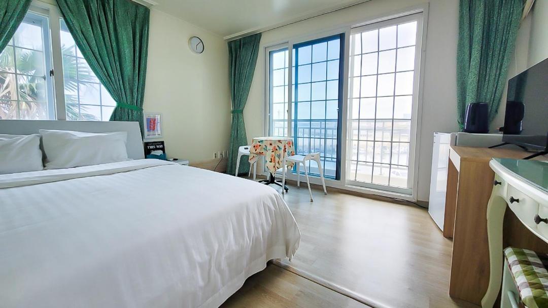 Jeju Sea Palace Pension מראה חיצוני תמונה